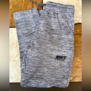 NIKE GREY SWEATPANTS FOR KIDS